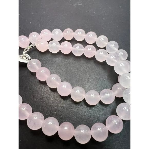 Rose quartz beaded necklace with sterling silver clasp - Picture 5 of 11